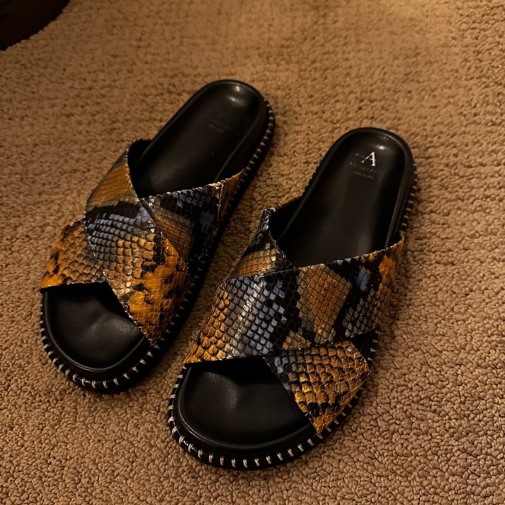 Aquatalia Italian Sandals